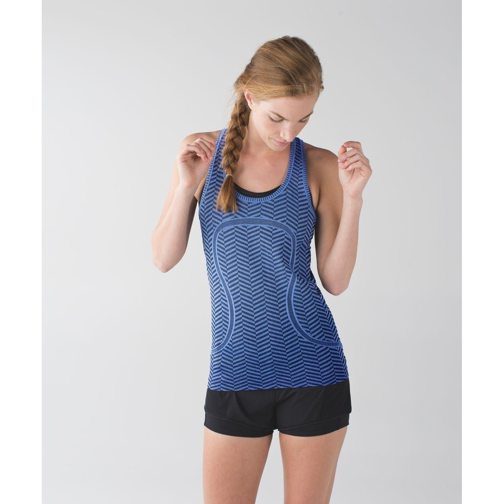 Lululemon Swiftly Tech Racerback Tank Top Blue Chevron Stripe Size 4 Activewear